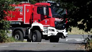 Feuerwehr PÃ¶llau Trailer WLF AB Wasser 14000 Fahrzeugvorstellung [upl. by Nevsa227]