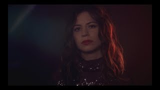 Alice et Moi  Cest de la Frénésie Clip Officiel [upl. by Babette]