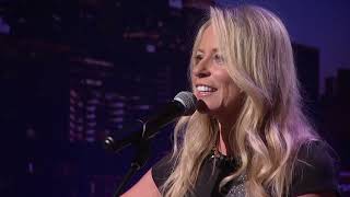 Deana Carter  quotStrawberry Winequot Live on CabaRay Nashville [upl. by Nibram]