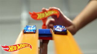 Oficina Hot Wheels  Velocidade  Hot Wheels [upl. by Sayette998]