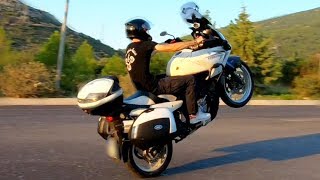 Ο Ευέλικτος Γίγαντας  Suzuki Vstrom 650 [upl. by Lashonde723]