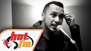 NIDJI  TEROESIR  MENUNGGU KARMA LIVE  Akustik Hot  HotTV [upl. by Partridge]