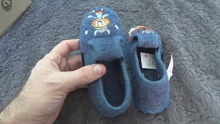 Giesswein 621044065 547 Kids Slippers Unboxing and Test [upl. by Namlak]