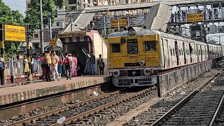 33515 Sealdah Hasanabad Local amp 32221 Sealdah Dankuni Local Departing From Bidhan Nagar Road [upl. by Ardied987]