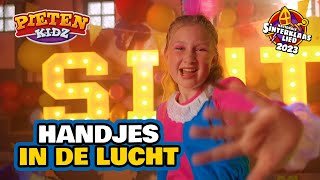 Pietenkidz  Handjes In De Lucht Nationale Sinterklaaslied 2023 Official Video [upl. by Naggem]