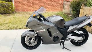 CBR1100XX Super Blackbird USA [upl. by Oivalf]