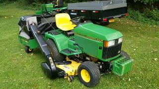 John Deere 425 with MC519 and Powerflow Collection System  445 455 [upl. by Lehcnom]