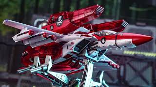 FG Model FG01 Macross VF1S God of Flame w Fast Pack Armor Deluxe Version review [upl. by Adnalu]