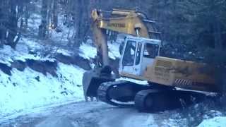 Excavator drifting on ice [upl. by Paza]