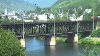 Moselbrücke in Bullay [upl. by Annairdna]