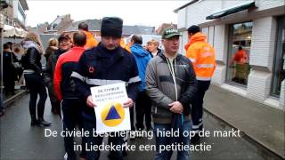 Civiele bescherming protesteert op Liedekerkse markt [upl. by Reilamag970]