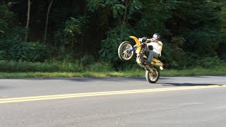 Husqvarna TE610 and Suzuki DR650 Wheelies [upl. by Gittel]