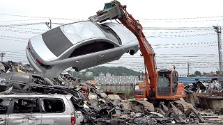 Incredible Large Scale Scrap Car Process Korean Used Car Junkyard [upl. by Clea528]