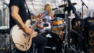 Dave Grohl w Chevy Metal  BitchStay With MeUnder Pressure  Conejo Valley Days 2017 [upl. by Anirdnajela]