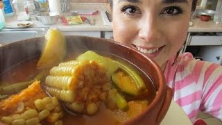 Mole de ollaCaldo de res en salsa guajillo con verdurasMarisolpink [upl. by Adalheid650]