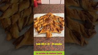 shorts Christmas tree puff pastry⛄️ Pâte feuilletée sapin de Noël [upl. by Mannes229]