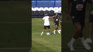 Neymar Elastico Nutmeg football skill🇵🇹🇧🇷football neymar skill [upl. by Nugent1]