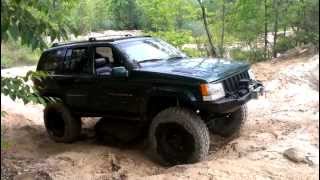 Zj on 35s playin on rocks [upl. by Divad551]