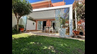 Instalación de pérgola bioclimática blanco mate y cortina de cristal corredera  Cerramientos Tejero [upl. by Aryl]