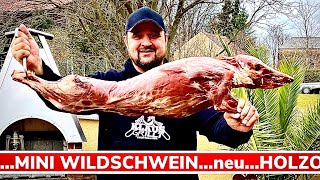 🐗🥔🔥 11kg FRISCHLING mit KARTOFFELN im HOLZOFEN GRILLEN — Klaus grillt [upl. by Biles]