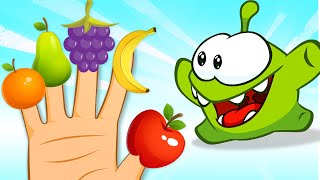 La deliciosa familia de dedos de frutas de Om Nom  Familia de dedos  Canciones infantiles [upl. by Nylodnarb]