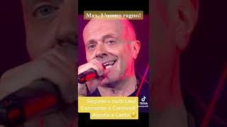 Max Pezzali  Hanno ucciso luomo ragno live [upl. by Cristabel686]