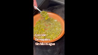 Como cocinar nopales sin agua y sin hilo o baba Shorts recetas [upl. by Yht]