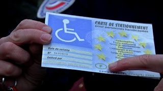 Trafic de cartes de stationnement Handicap vaste contrôle à Paris [upl. by Airemahs974]