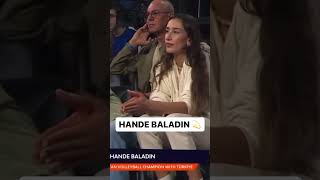 Hande Baladın Anadolu Efese destek için Sinan Erdemde handebaladın euroleague anadoluefes [upl. by Cornela]