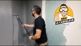 Comment faire une étanchéité sous carrelage dans une salle de bain  Eric Le Carreleur [upl. by Solange256]