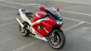 Yamaha Thunderace YZF1000R startup sound [upl. by Alyahsal555]