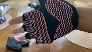 sunnex Gym Gloves Workout Gloves Fingerless Gloves for Weightlifting Fits my medium sized hand [upl. by Ban]