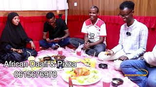 Dhalinyaro araga la iyo baaba catoosh la oo lagu casumay African daafi amp pizza 🍕 farxada addunka [upl. by Drooff]