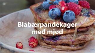 Blåbærpandekager  Blueberry pancakes [upl. by Qerat]