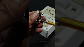 Fuse connection Shortcircuitprotection [upl. by Nylra]