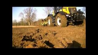 JCB Fastrac 3230 hard ploughing [upl. by Iahk]