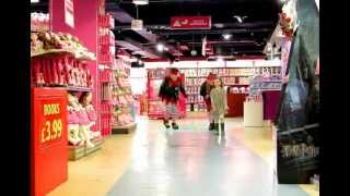 Hamleys Regent Street  Elf Takeover [upl. by Tobit737]