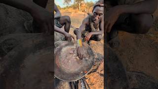 Wow its Incredible breakfast 🤩😋See hadzabe boys eating favorite food After successful hunt [upl. by Dajma462]