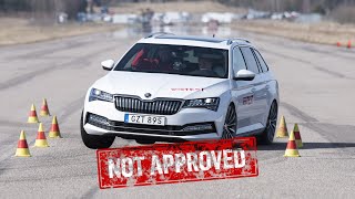 Skoda Superb iV fails the moose test [upl. by Menashem]