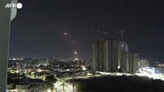 Israele Iron Dome in azione razzi da gaza intercettati nella notte ad Ascalona [upl. by Bocoj569]