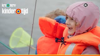 Plastic uit het water halen  de Waterscouts  Kindertijd KRONCRV [upl. by Norret745]