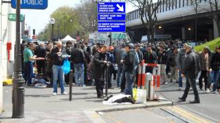 SAINT OUEN LES PUCES ENVAHIT PAR LE BIFFINS D AURORE INSTALLES PAR ANNE HIDALGO MAIRE DE PARIS [upl. by Deland931]