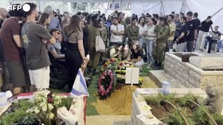 Israele il funerale del primo soldato dellIdf ucciso in Libano [upl. by Suelo]