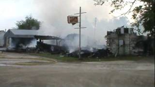 FIFTH STREET PUB FIRE HERINGTONKS 5122011 [upl. by Leanahtan822]