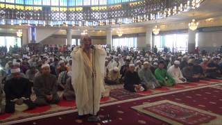 Azan Makkah Syeikh Ali Ahmad Mullah di Masjid Negara [upl. by Willyt]