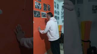 Ejercicio de flexiones de triceps en pared haremos 4 series 15 repeticiones [upl. by Ameerak178]