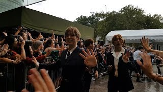 Monsta X Touching Fans Hand  Special Show Singapore Press Conference [upl. by Aketal]