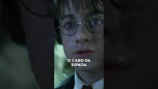 A Espada de Gryffindor de Harry Potter e a Câmara Secreta [upl. by Sheff595]