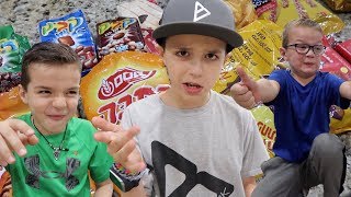 🤔 KIDS TRY ISRAELI FOOD FOR THE FIRST TIME 🇮🇱INTERNATIONAL SNACKS TREATS AND CANDY 🍫 [upl. by Mozes397]