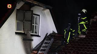 De brandweer bluste het vuur bij het huis aan de Voorstraat in Almkerk [upl. by Anihcak905]